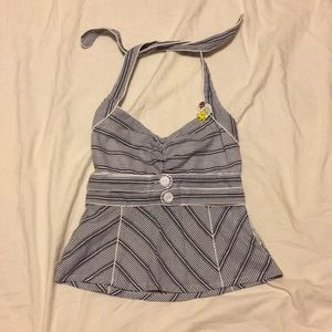 Cotton halter top with removable brooch